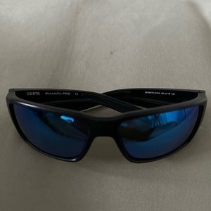 Costa Blackfin PRO sunglasses